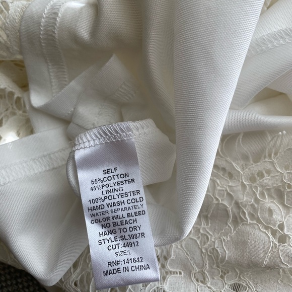 She + Sky Off-White Lace Sleeveless Dress - Picture 6 of 9